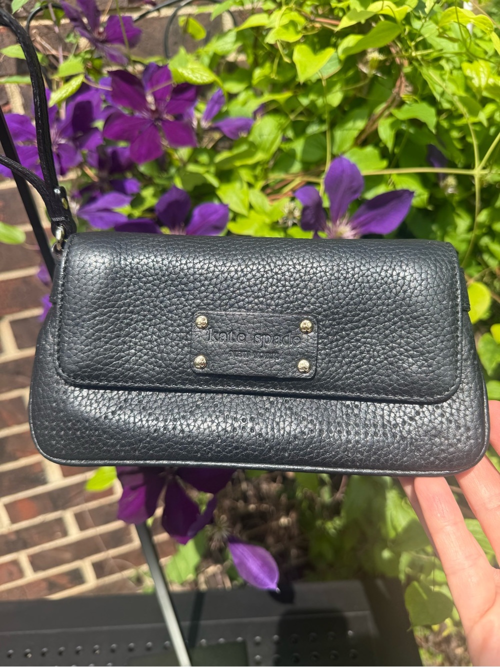 Kate Spade Black Pebbled Leather Wristlet Clutch Green Polka Dot Lining Y2K - Picture 3 of 15
